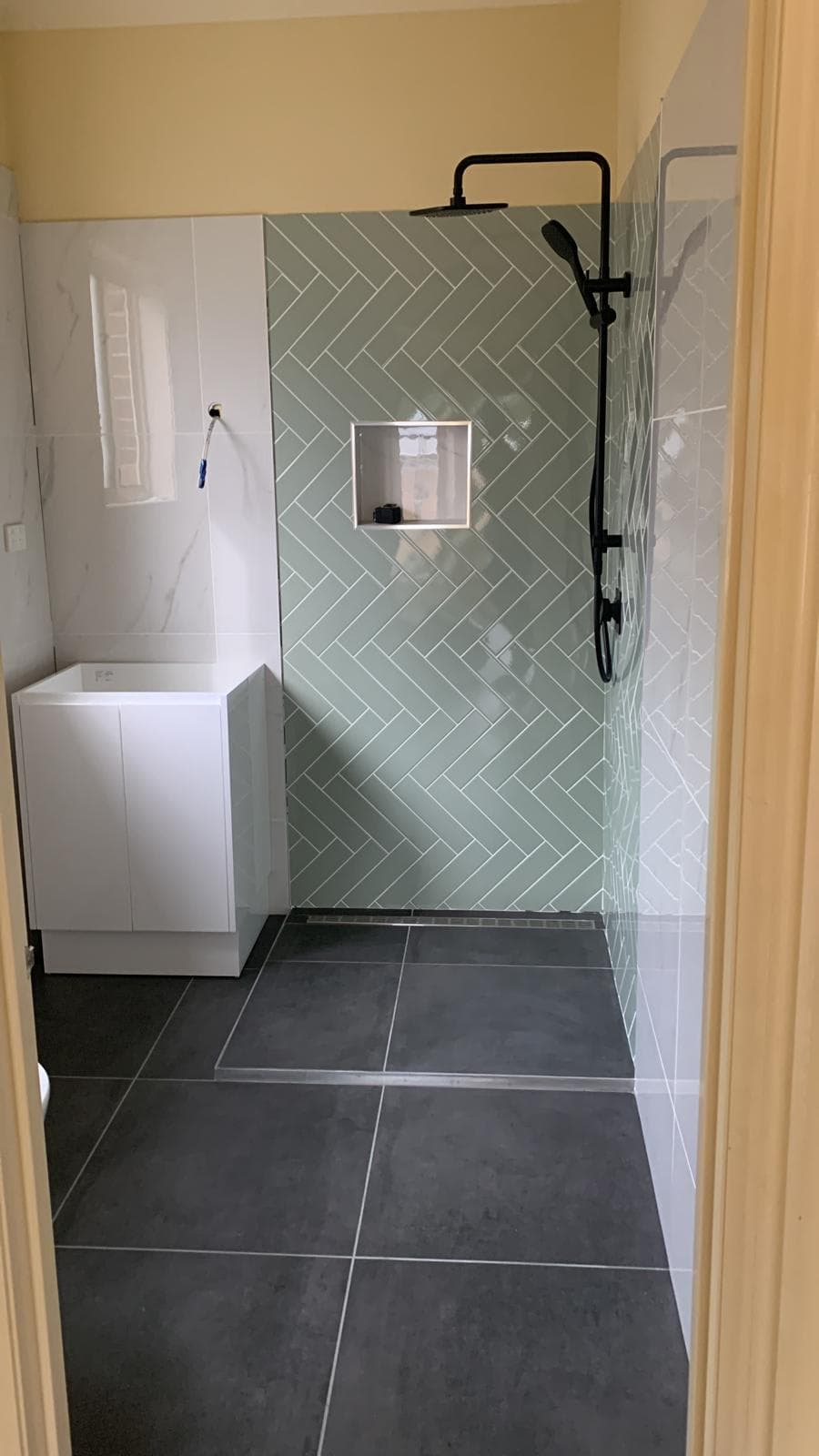 Project Silvergum, Manor Lakes — photo 11